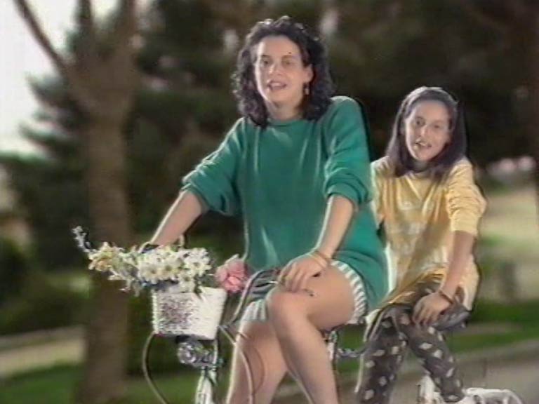 image from: TVE1 Ident - Tandem