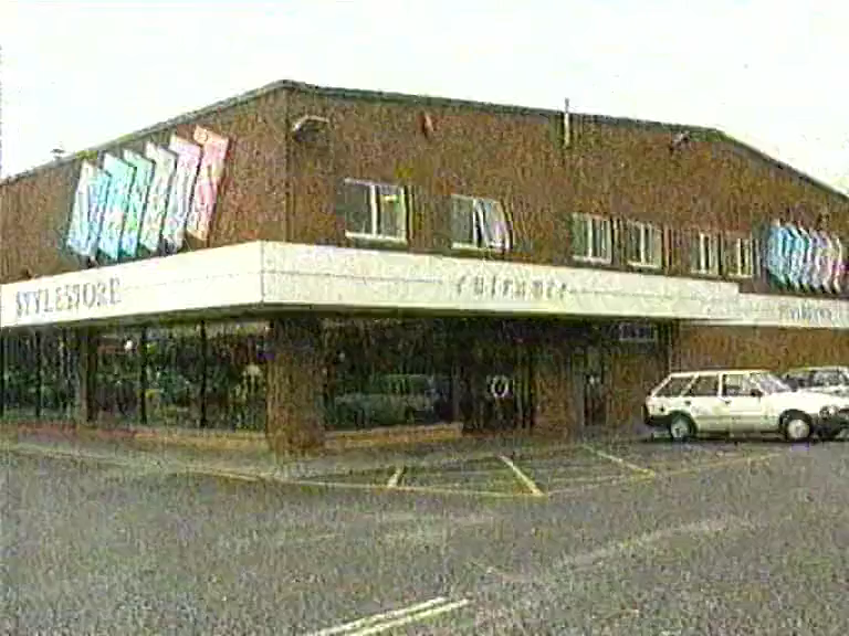 Vaseys Stylestore TVARK